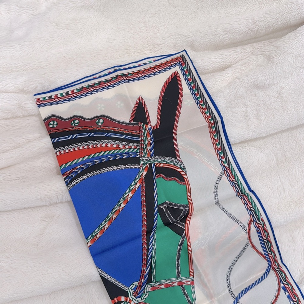 Silk Scarf 50 - Picture 2 of 3